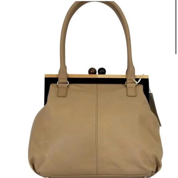 kate spade Handbags - RARE KATE SPADE Bixby Kiss-Lock Handbag in Near New Condition